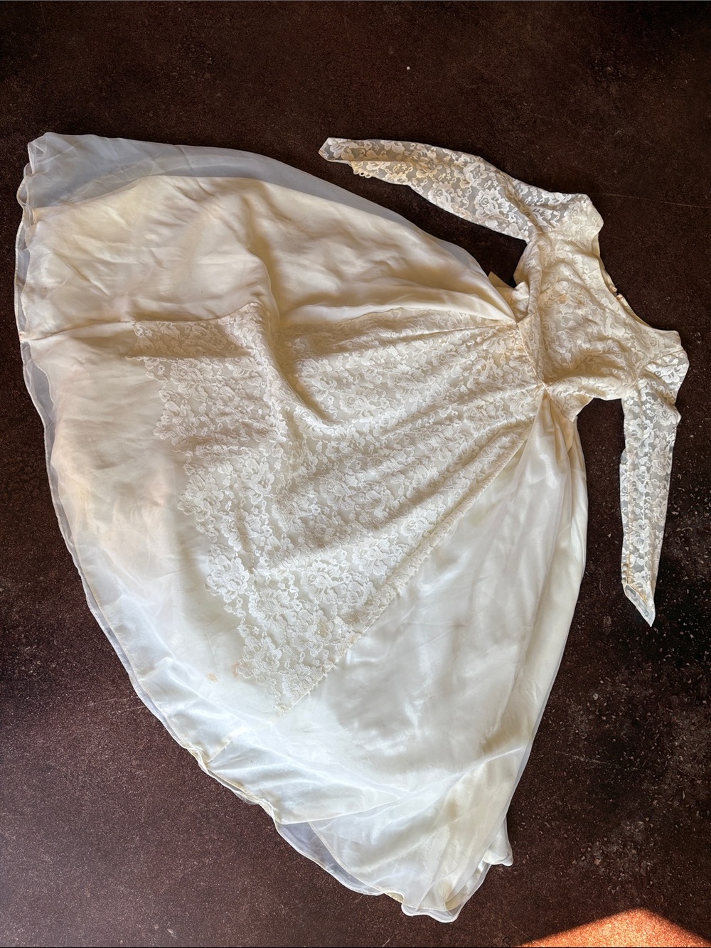 1960s wedding dress
